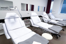 Kozmetikus technikus OKJ tanfolyam